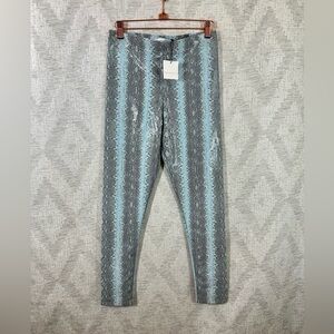 NWT Karen Falco baby blue snake print leggings size M
